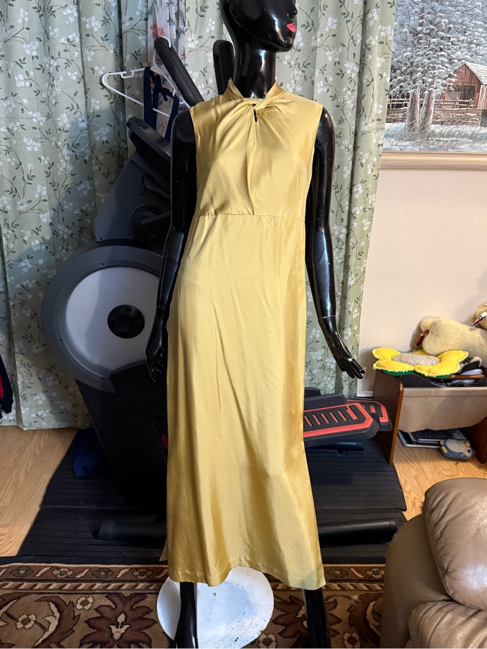 Club Monaco Soft Yellow Sleeveless Maxi Dress 100% Silk